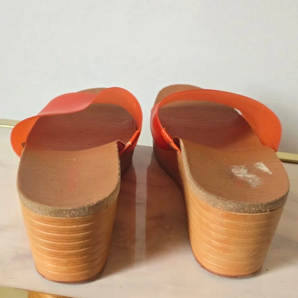 Baretraps Women’s Yalissa Wedge Slide Sandal Olin Orange Size 9.